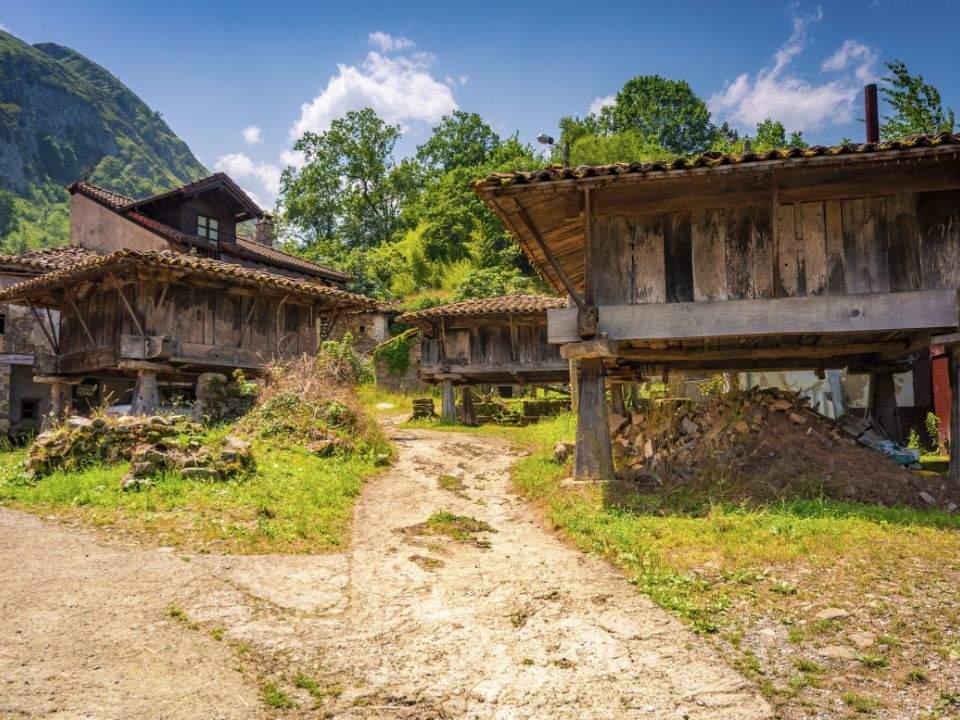 Espinaréu.
Mampiris