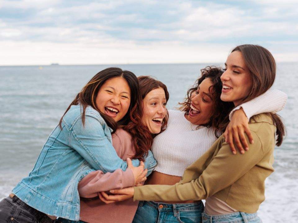 Gente feliz (Imagen de archivo)