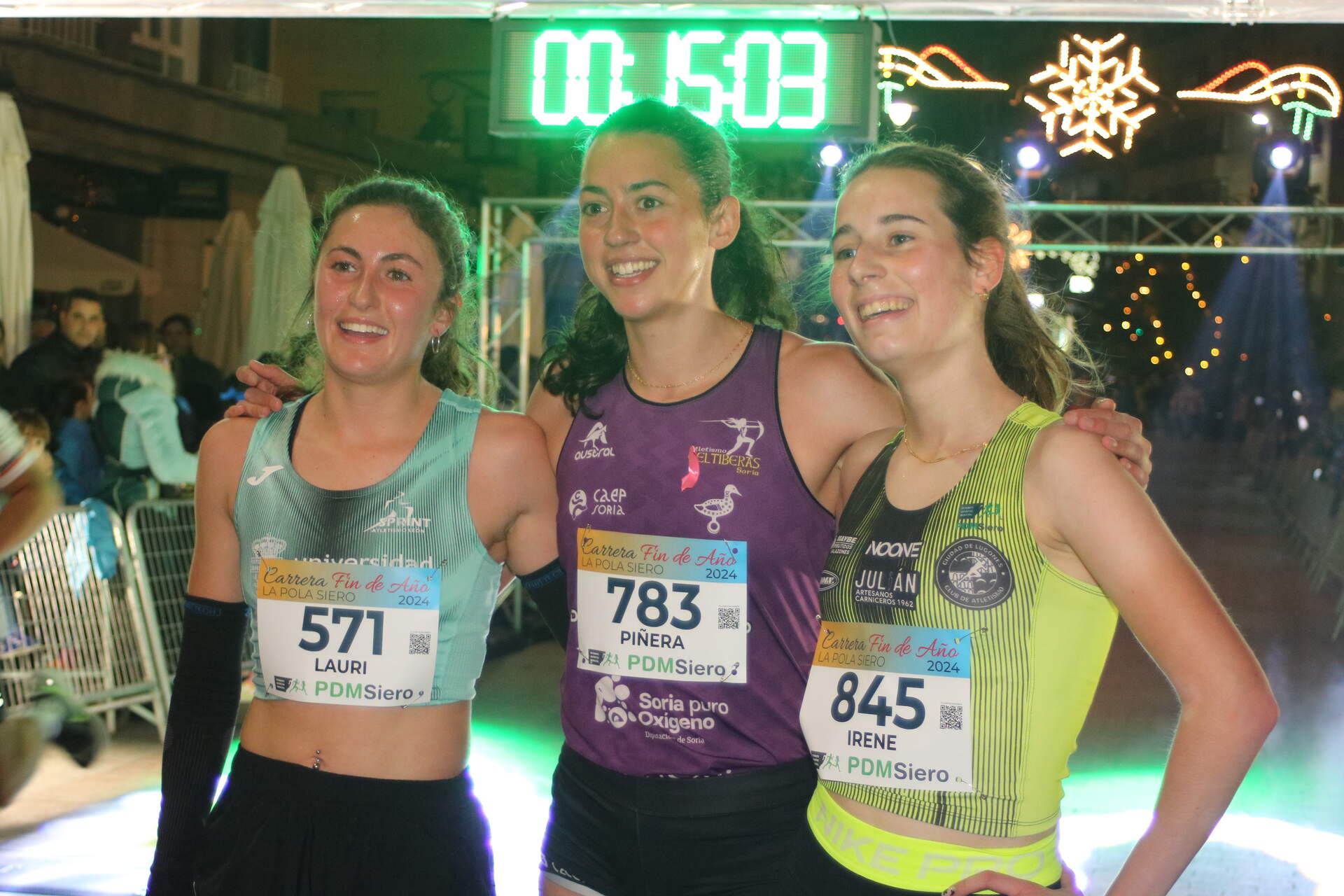 De izda a dcha, Laura López, María Piñera e Irene Rivero