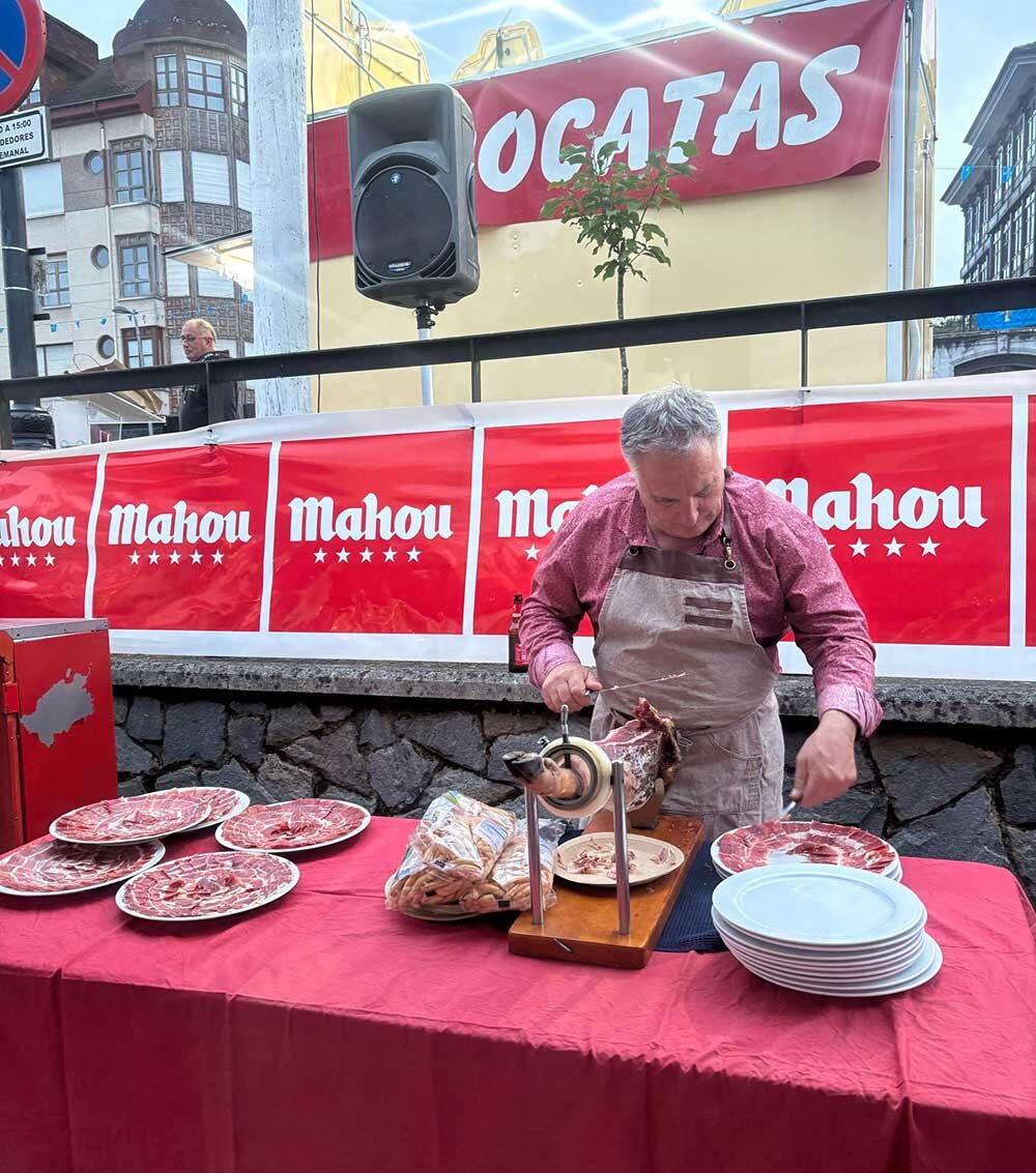 corta-jamon-feria-abril-infiesto