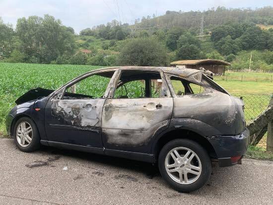 arde-vehiculo-parres