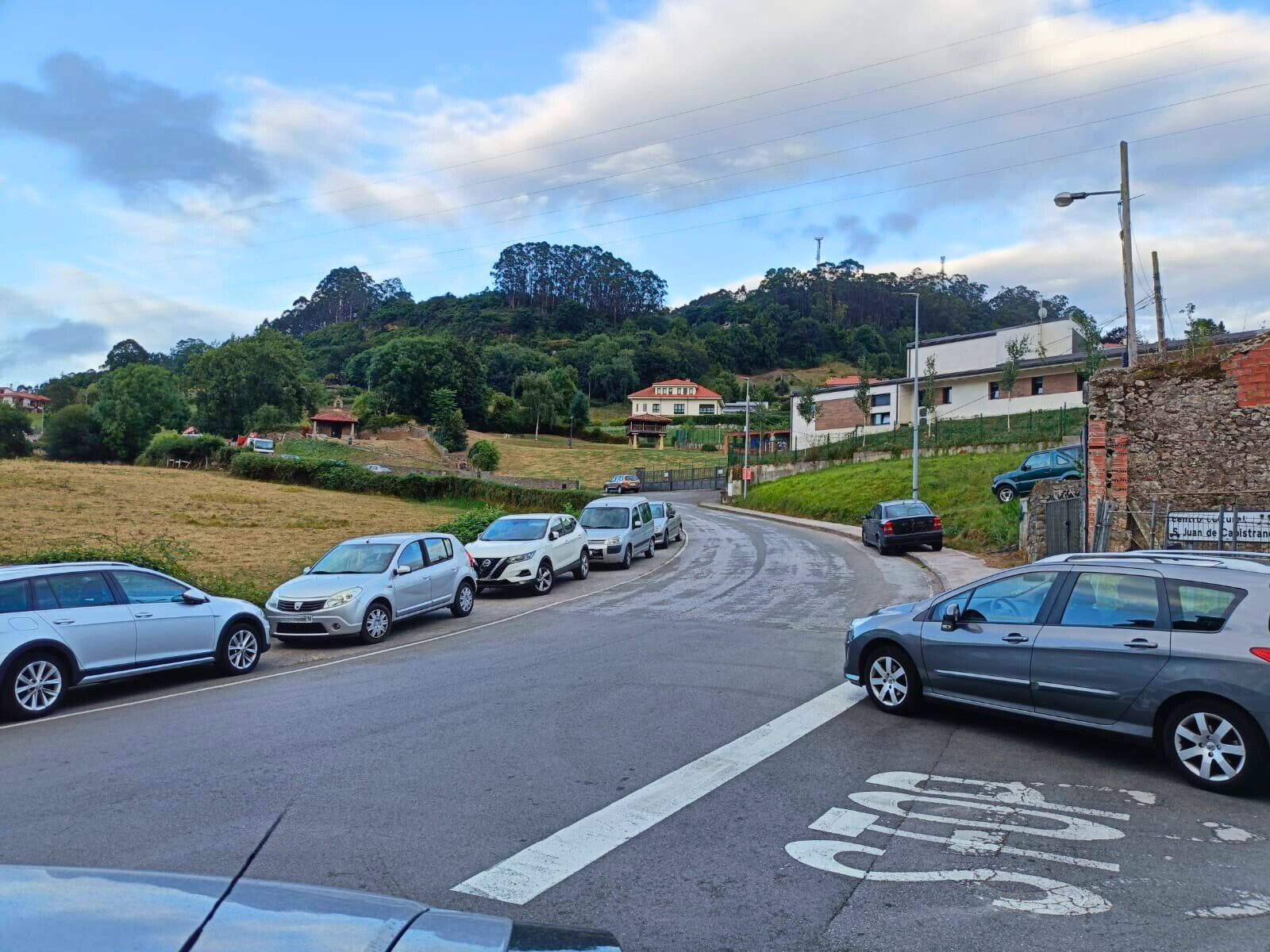 Comienzo carretera Miravalles