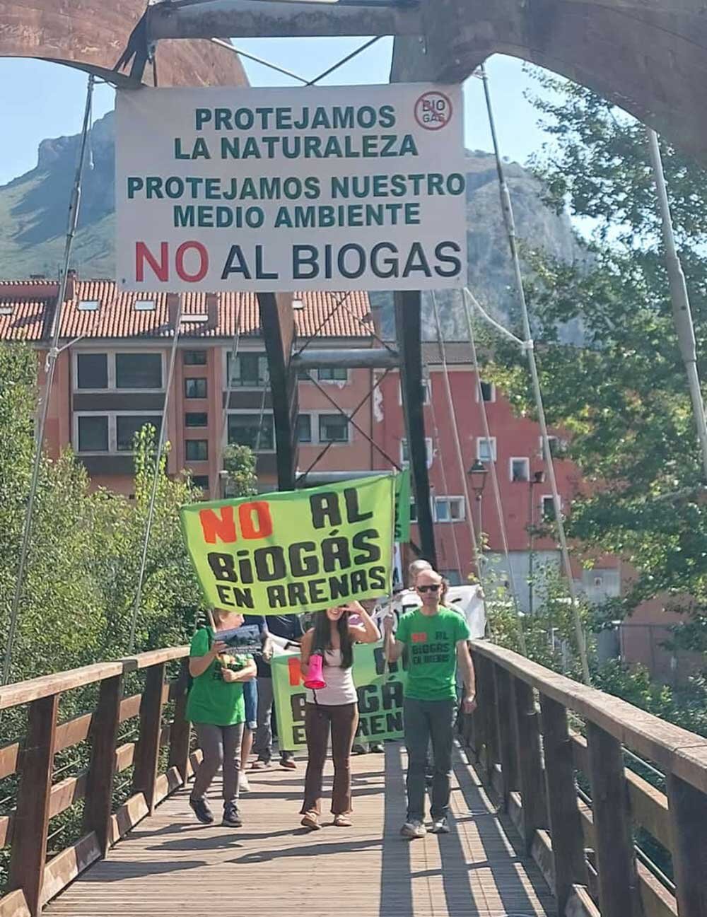 manifestacion-biogas-arenas-agosto-02