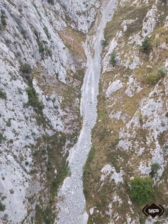 rescate-canal-agua-cortados-cares