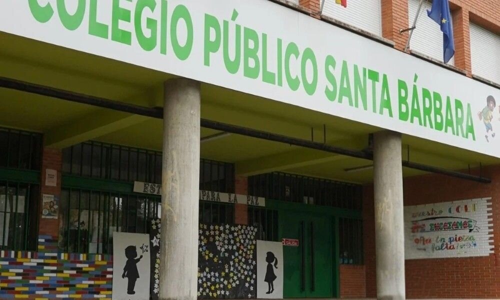 CP Santa Bárbara, Lugones.