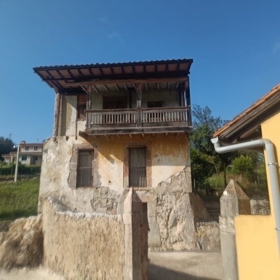 ruina-escuelas-pineres-llanes