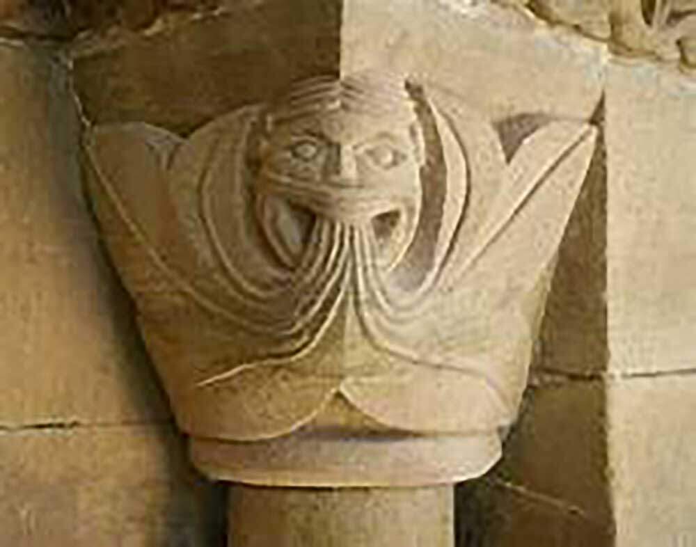 llugas-villaviciosa-capitel