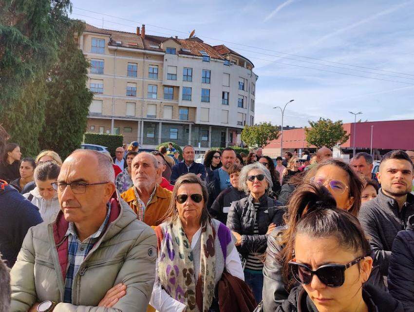 Multitud de público quiso acompañar a Juan en este reconocimiento.