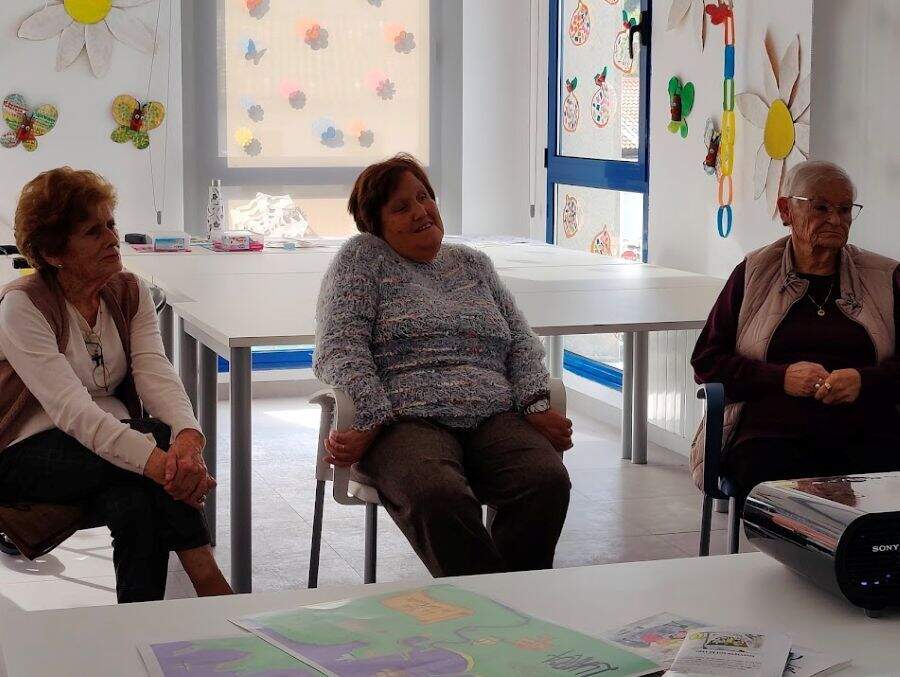 Empezaron muy tímidas, pero según transcurría la jornada fueron ganando confianza y compartiendo vivencias.