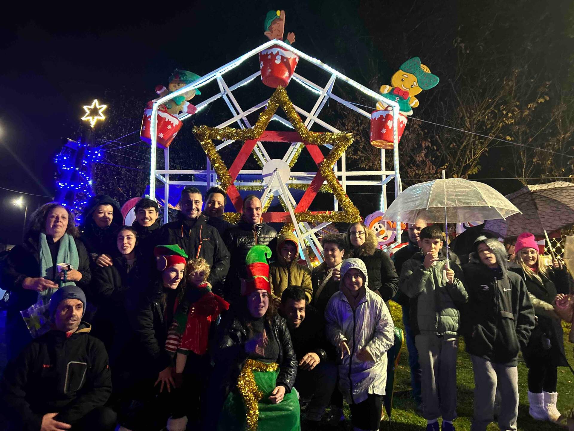 En Pañeda también se encendió el alumbrado navideño