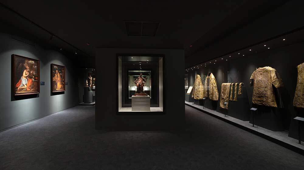 Vista-de-sala-del-Museo-del-Real-Sitio-de-Covadonga.-Foto-Kike-Llamas.-Fundación-María-Cristina-Masaveu-Peterson-(1)