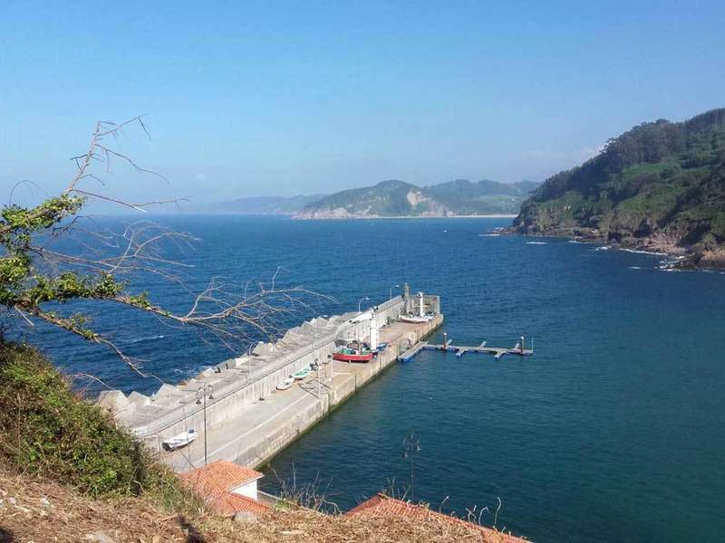 tazones-puerto-pesquero-villaviciosa