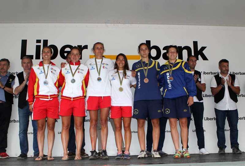podium-sella-femenino