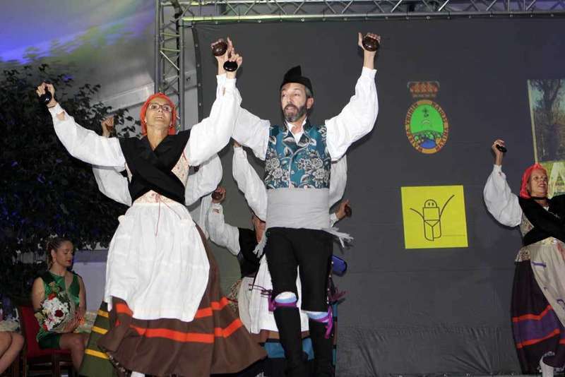 preg&oacute;n-san-antoniu-folklore