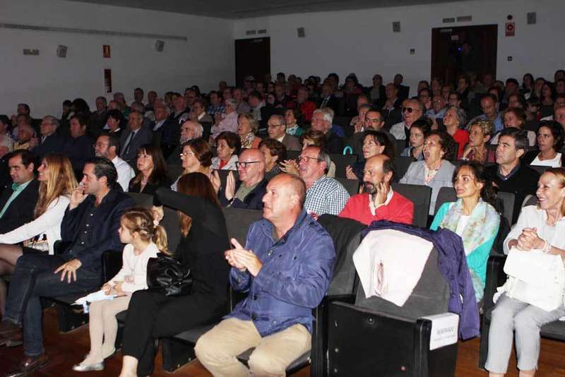 publico-nombramiento-hijo-predilecto-villaviciosa