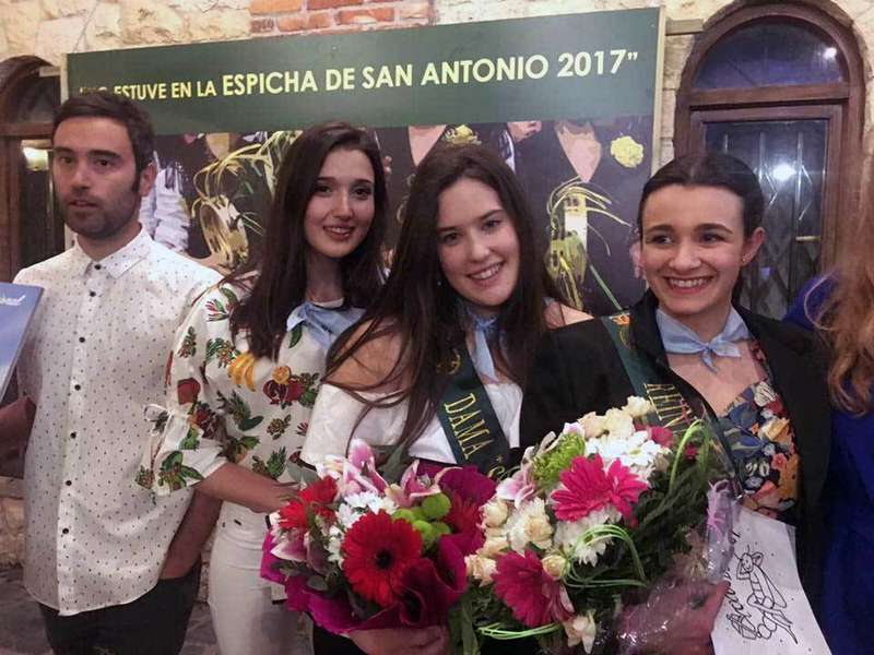 reina-san-antoniu-2017-damas-honor