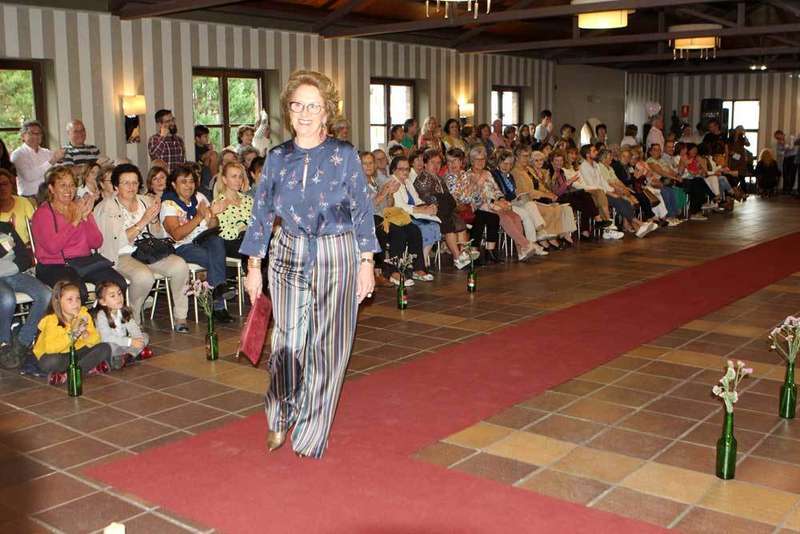 rosa-palo-desfile-cancer