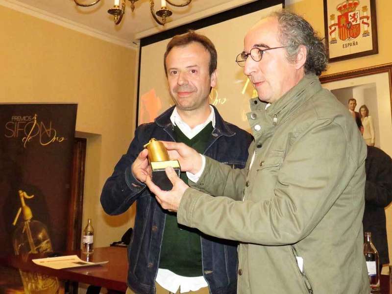 sif&oacute;n-oro-campo-viejo