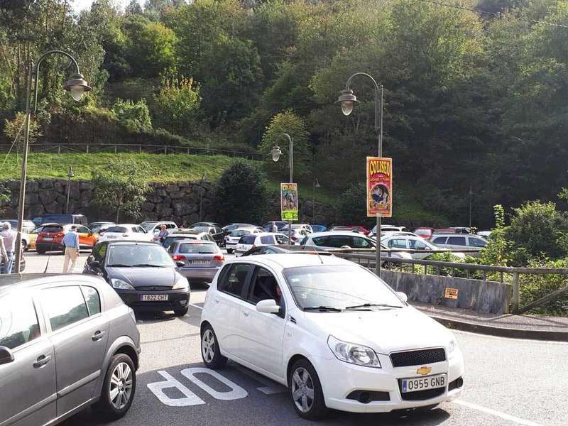 aparcamiento-tazones