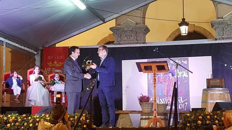 tino-cortina-alejandro-vega-villaviciosa