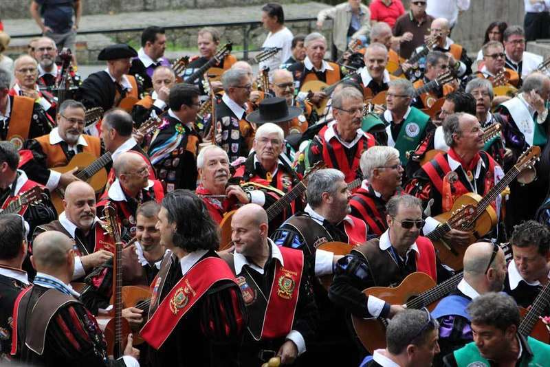 cuarentunas-covadonga